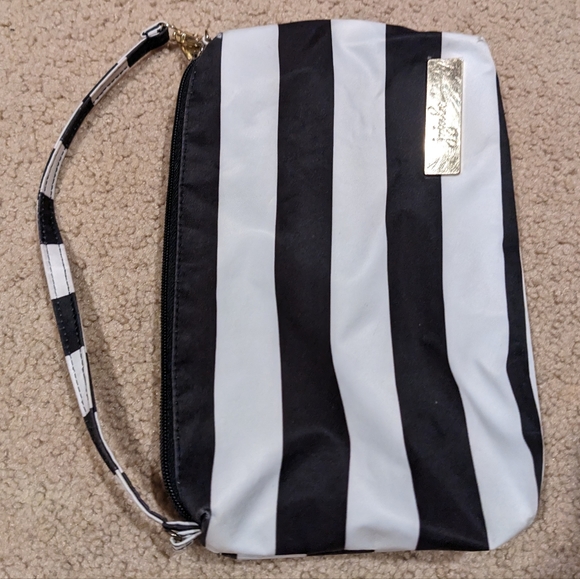 Jujube be classy and be quick set in first lady - Picture 13 of 16